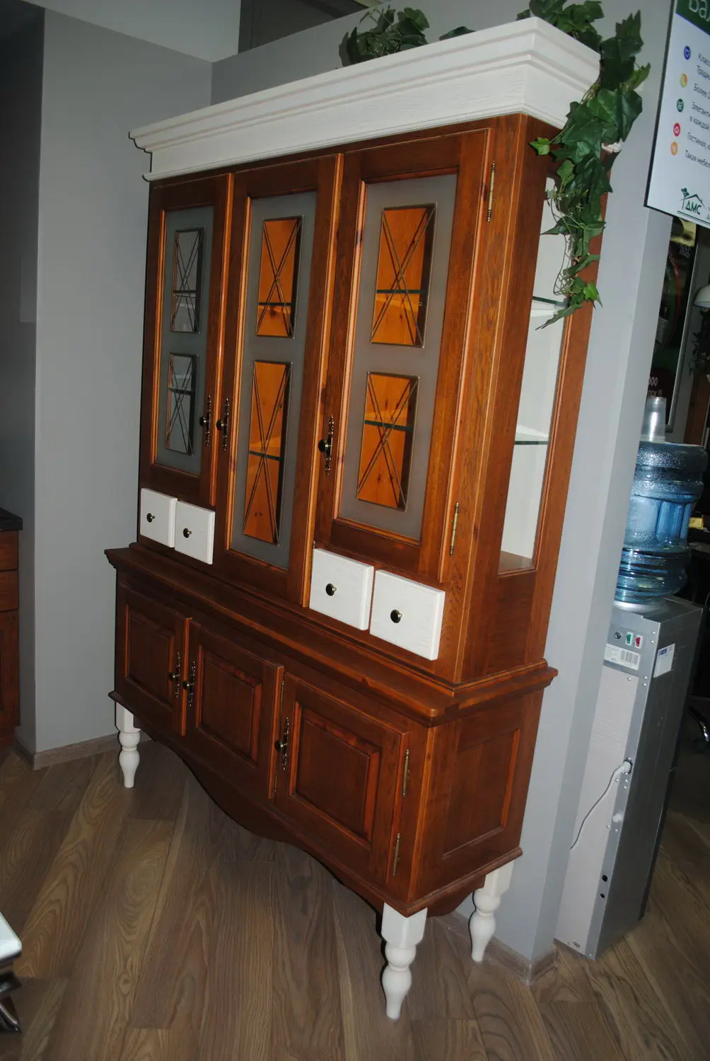 Сервант Валенсия 2-51 сосна