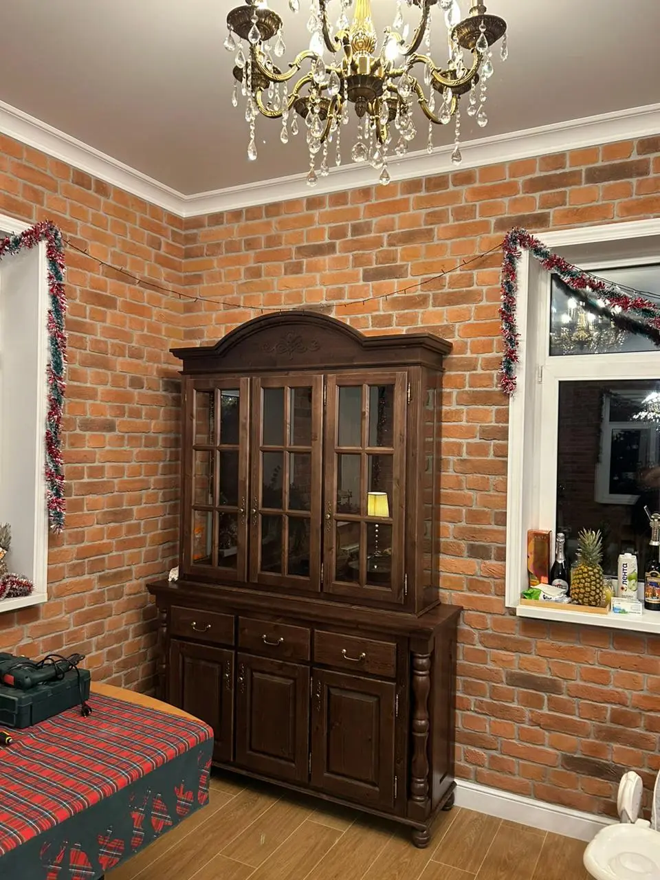 Сервант Валенсия 2-61 сосна