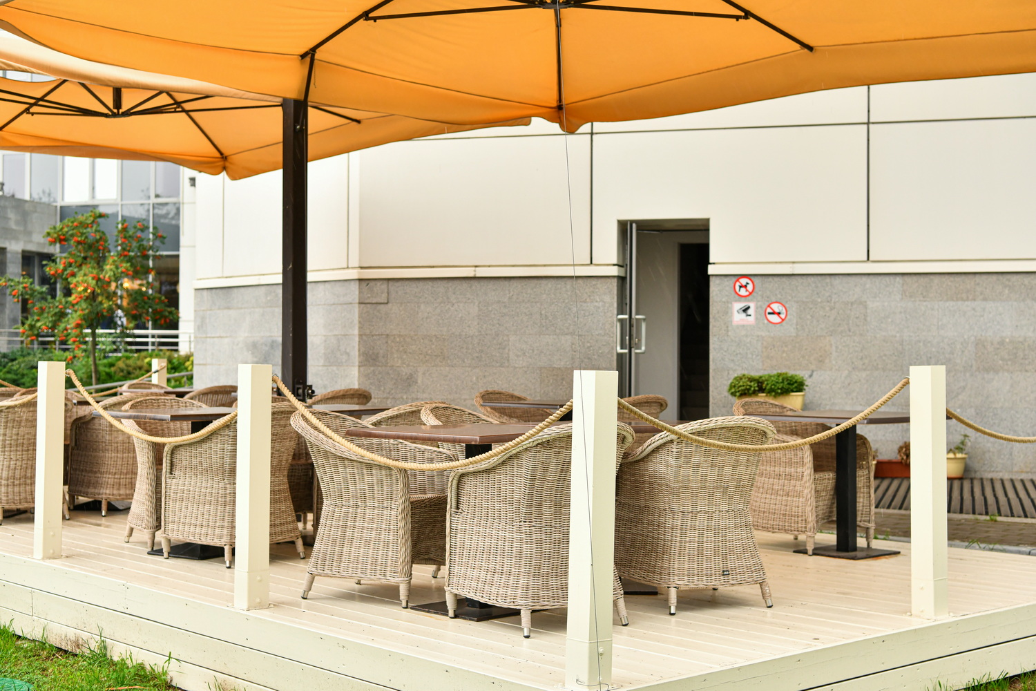 "Равенс" плетеное кресло из искусственного ротанга, цвет бежевый